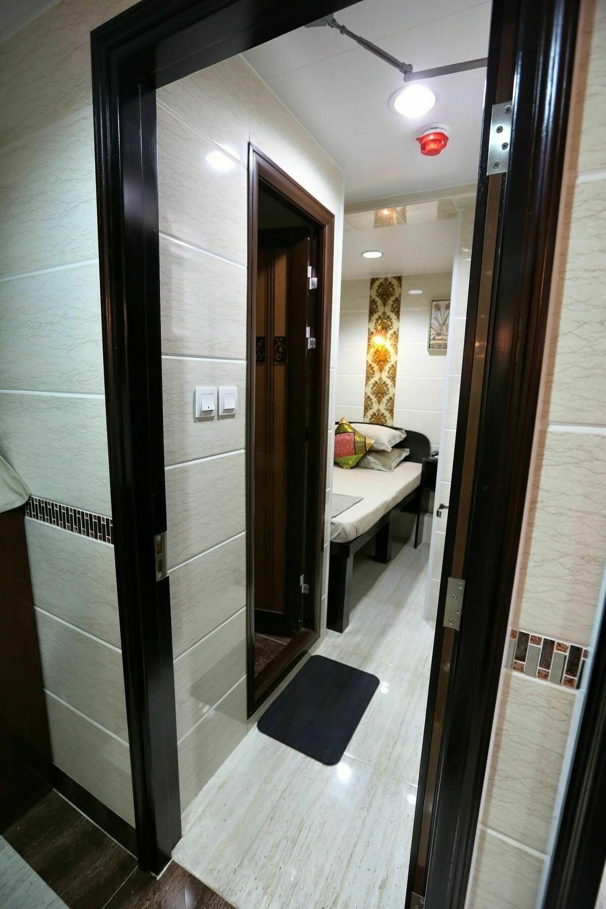 קוולון Asia Inn מראה חיצוני תמונה